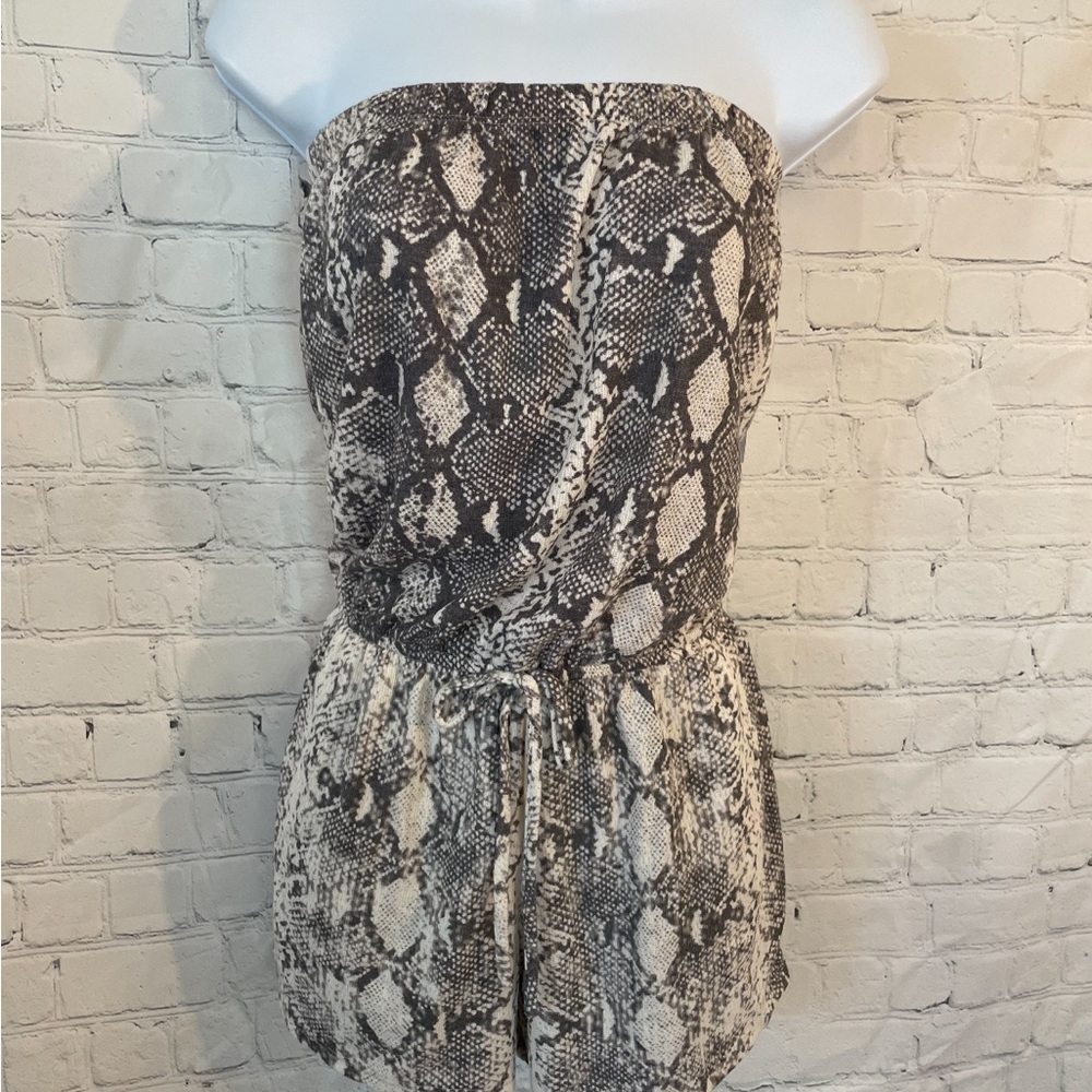 Nwt Nanamac romper